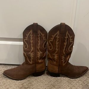 Justin cowboy boots
